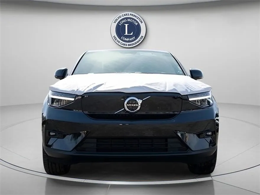 2024 Volvo C40 Recharge Plus photo 1