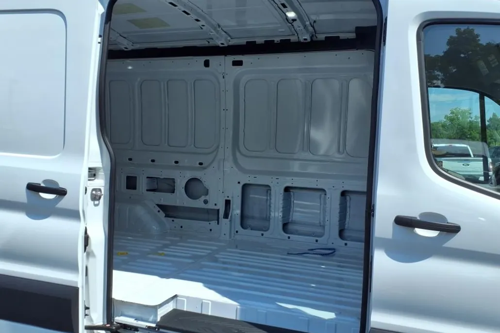 2025 Ford Transit Cargo Van photo 1