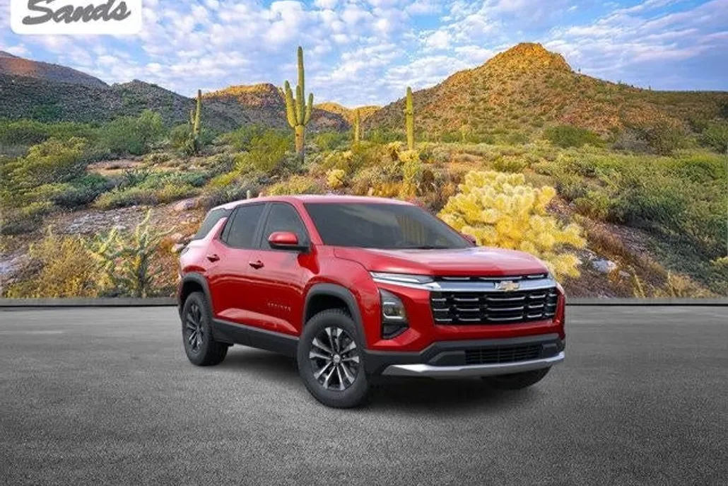 2026 Chevrolet Equinox LT photo 1