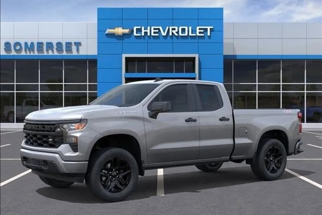2026 Chevrolet Silverado 1500 Custom photo 1