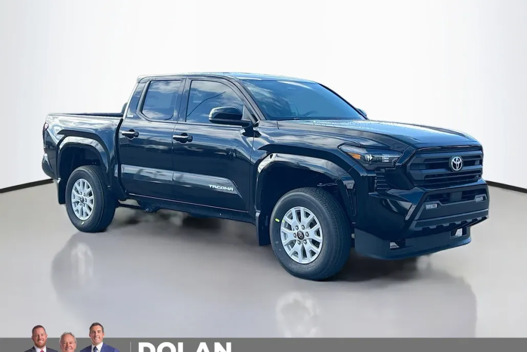 2025 Toyota Tacoma SR5 photo 1