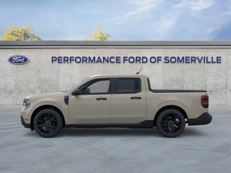 2025 Ford Maverick XLT photo 1