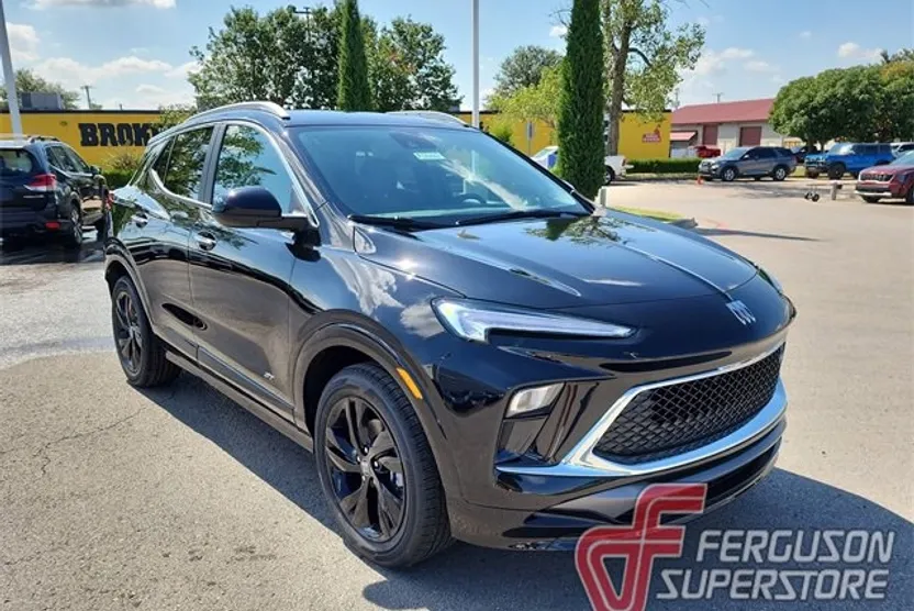 2026 Buick Encore GX Sport Touring photo 1
