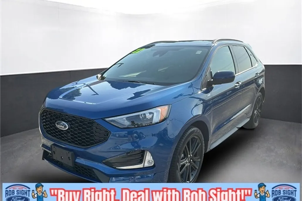 2022 Ford Edge ST photo 1