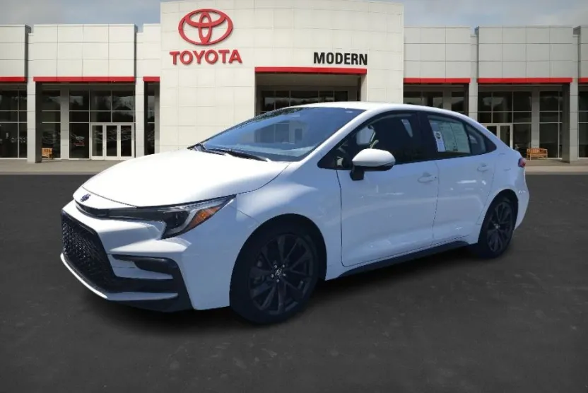2024 Toyota Corolla Hybrid SE photo 1