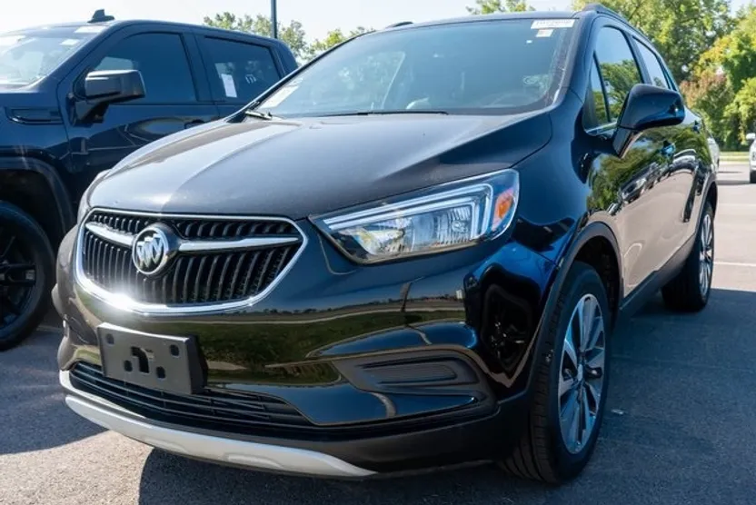 2022 Buick Encore Preferred photo 1