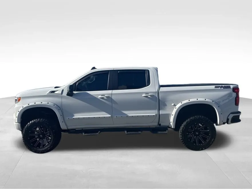 2023 Chevrolet Silverado 1500 RST photo 1