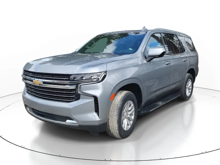 2023 Chevrolet Tahoe LT photo 1