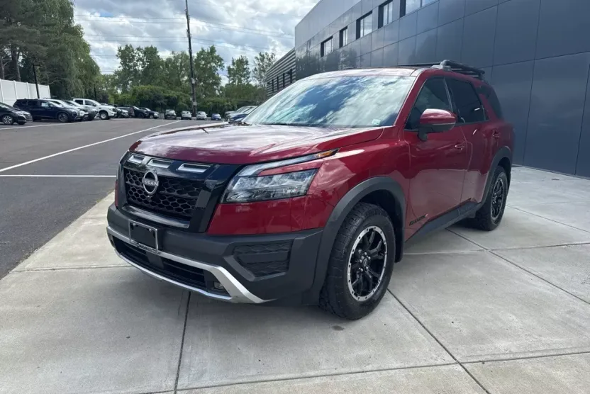 2023 Nissan Pathfinder Rock Creek photo 1
