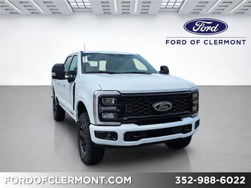 2025 Ford F-250 Lariat photo 1