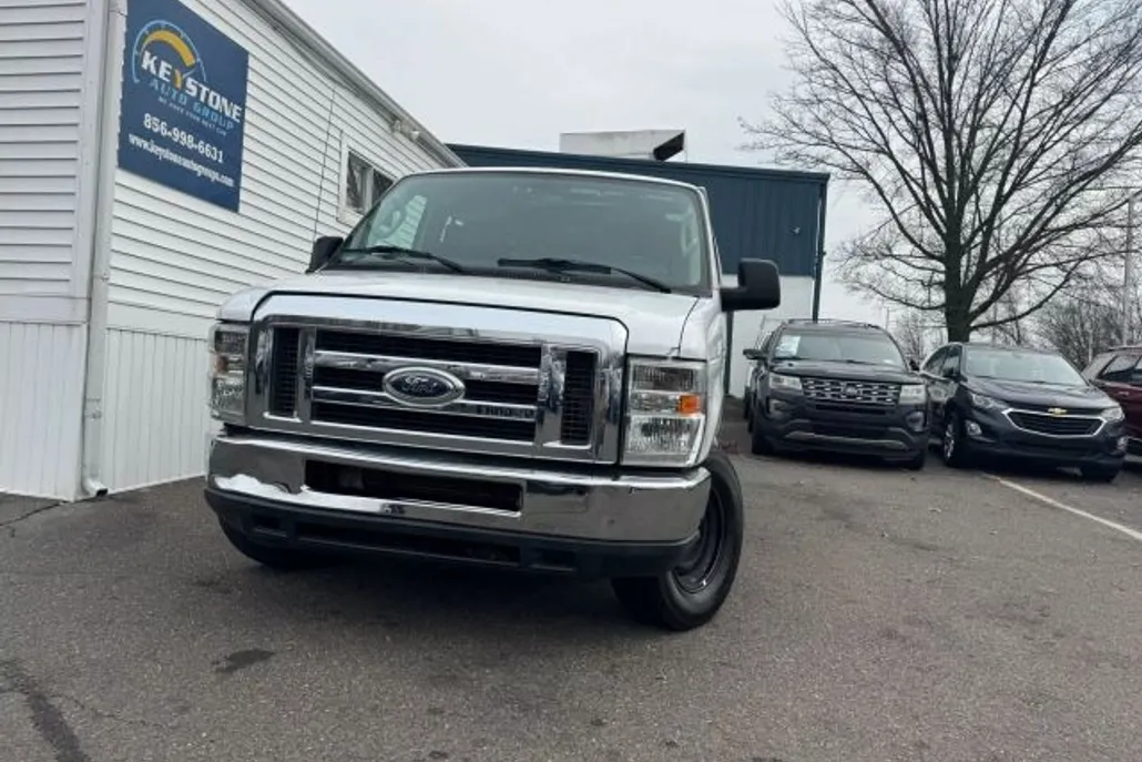 2012 Ford E-250 photo 1
