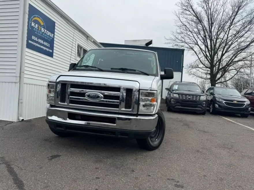 2012 Ford E-250 photo 1