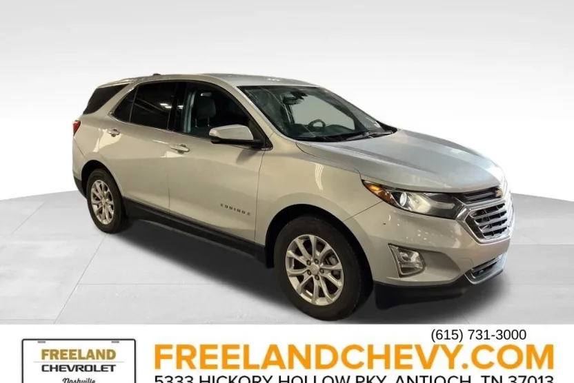 2019 Chevrolet Equinox LT photo 1
