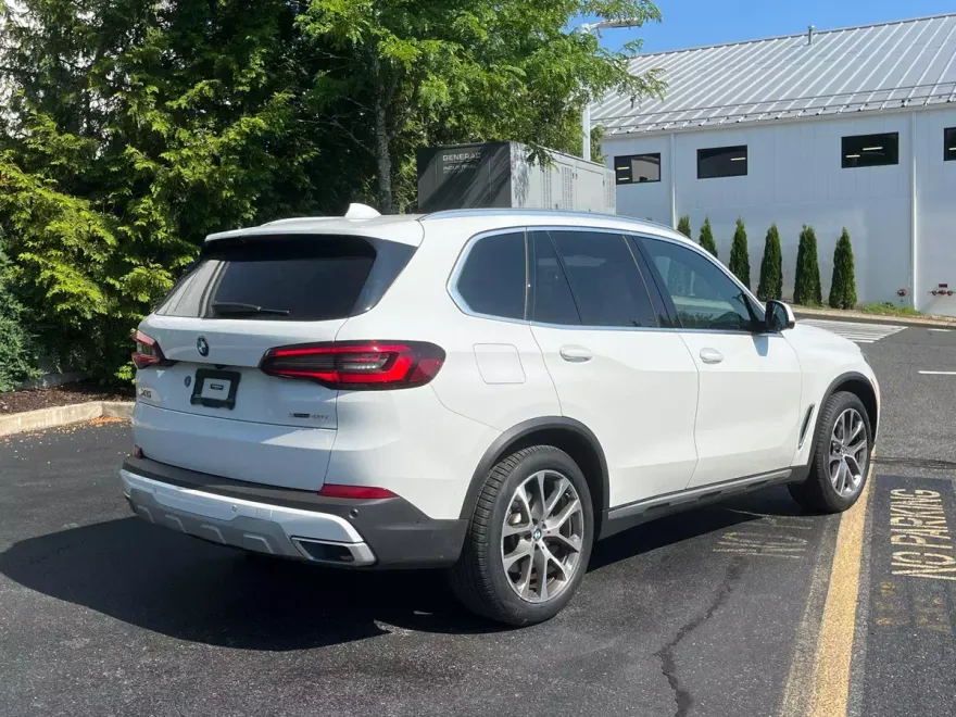 2022 Bmw X5 xDrive40i photo 1
