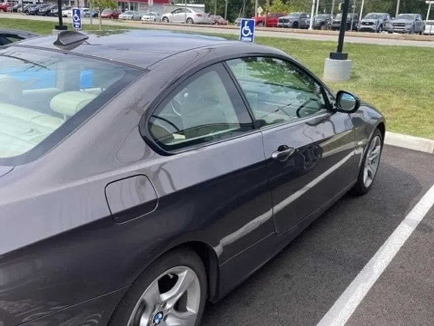 2011 Bmw 328i xDrive photo 1