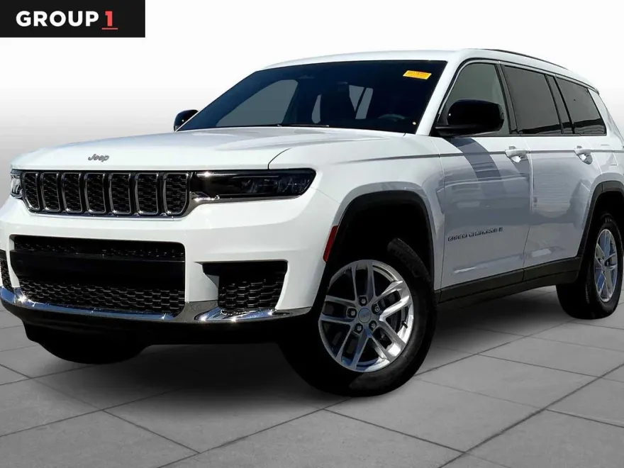2025 Jeep Grand Cherokee Laredo X photo 1