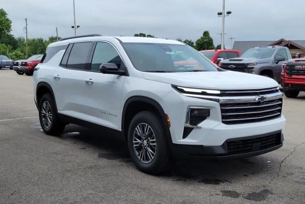 2026 Chevrolet Traverse photo 1