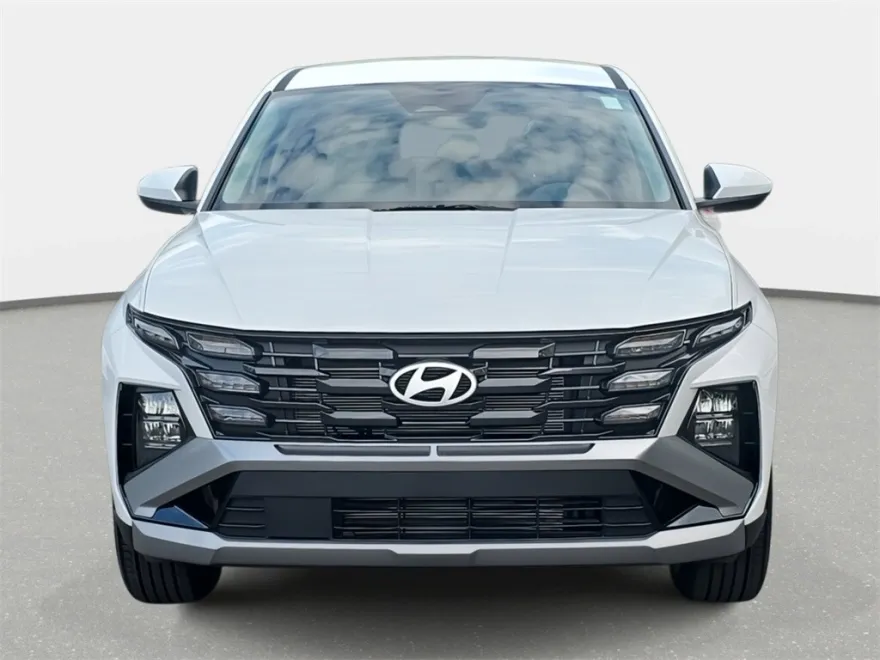 2026 Hyundai Tucson SE photo 1
