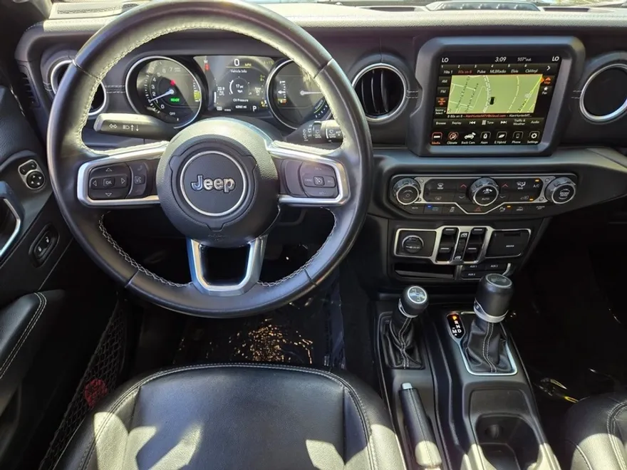 2021 Jeep Wrangler Unlimited Sahara 4xe photo 12
