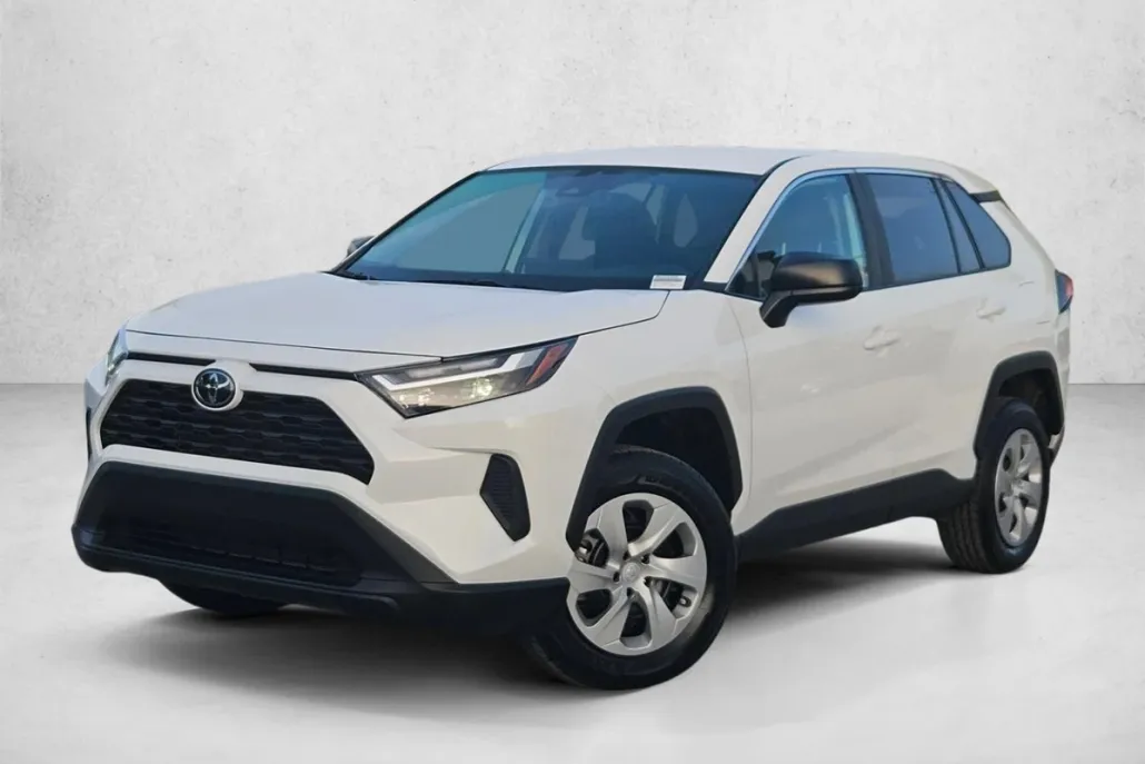 2024 Toyota RAV4 LE photo 1