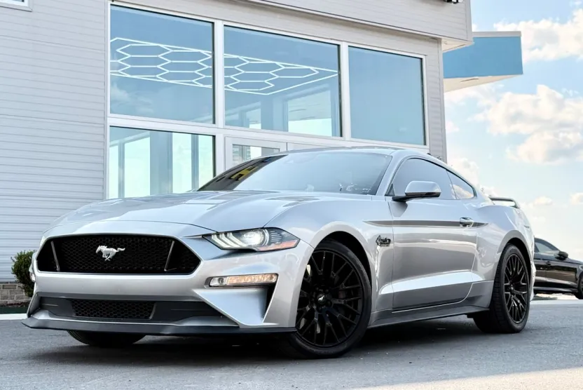 2021 Ford Mustang GT Premium photo 1