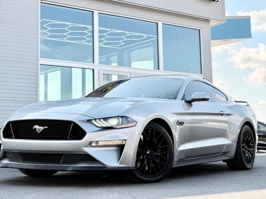 2021 Ford Mustang GT Premium photo 1
