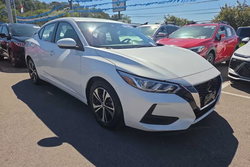 2022 Nissan Sentra SV photo 1