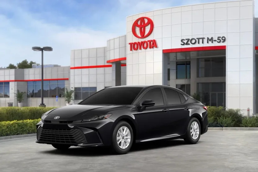 2026 Toyota Camry LE photo 1