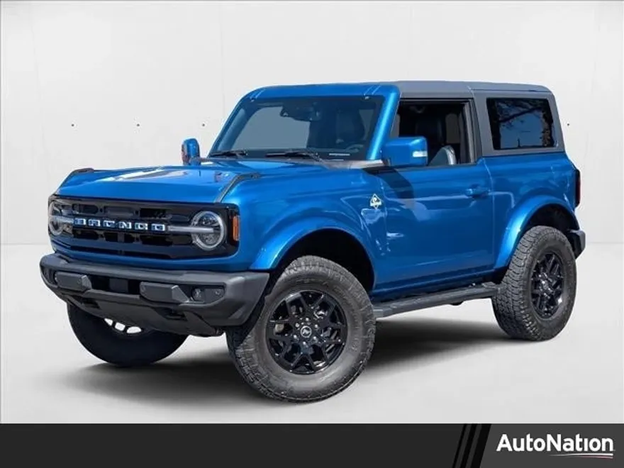 2022 Ford Bronco Outer Banks photo 1