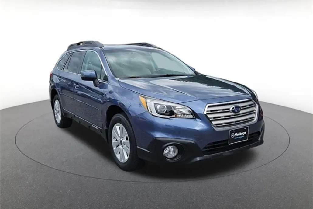 2017 Subaru Outback 2.5i Premium photo 1