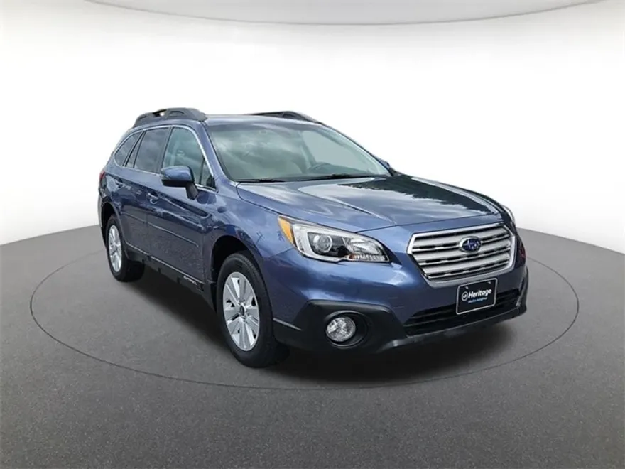 2017 Subaru Outback 2.5i Premium photo 1