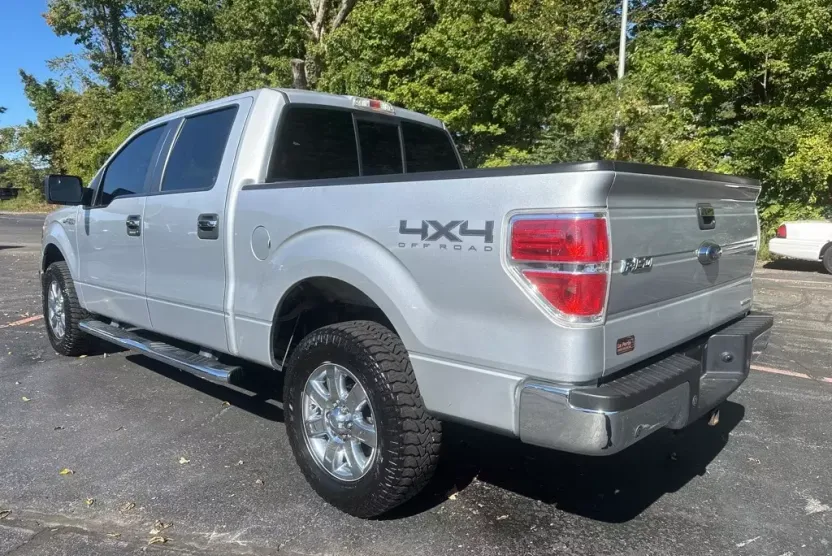 2013 Ford F-150 XLT photo 1