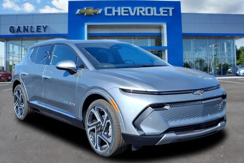 2025 Chevrolet Equinox EV 1LT photo 1