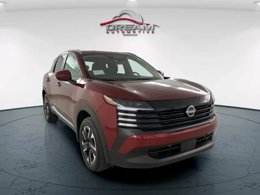 2025 Nissan Kicks SV photo 1