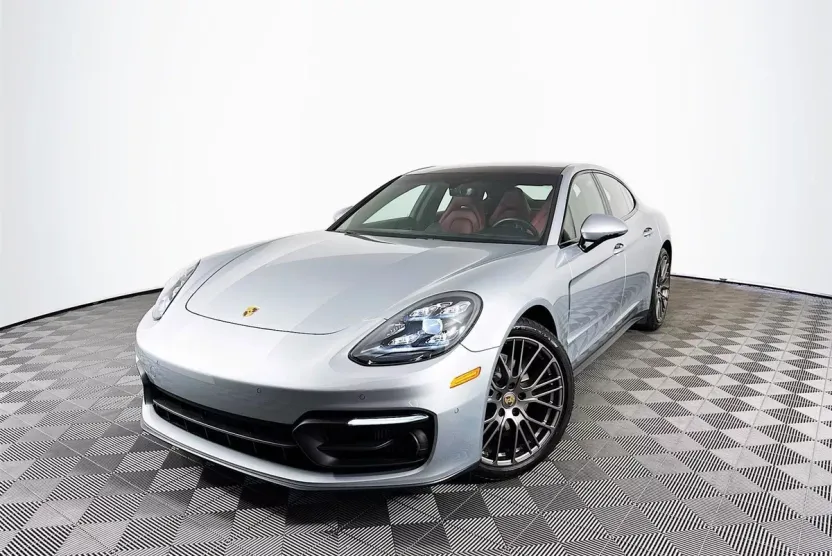 2022 Porsche Panamera 4 Platinum photo 1