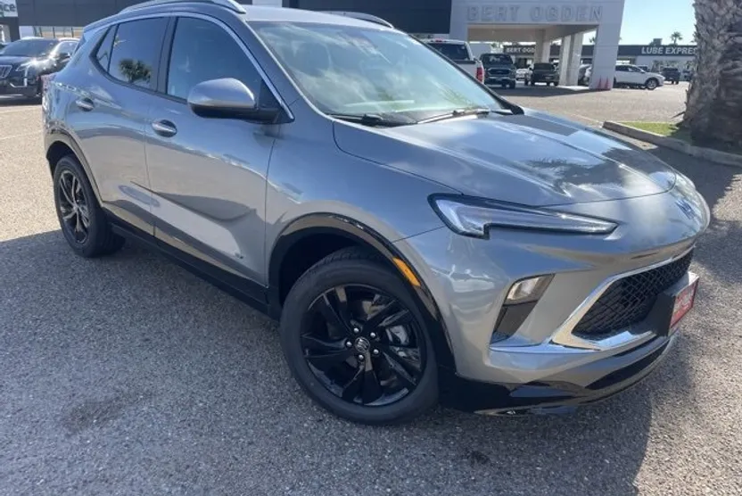 2026 Buick Encore GX Sport Touring photo 1