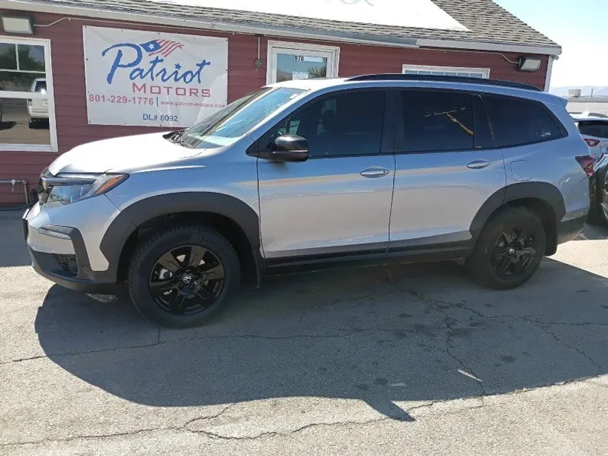 2022 Honda Pilot TrailSport photo 1