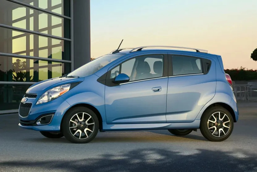 2013 Chevrolet Spark LS photo 1
