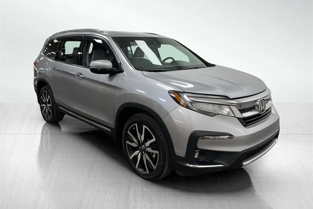 2021 Honda Pilot Touring photo 1