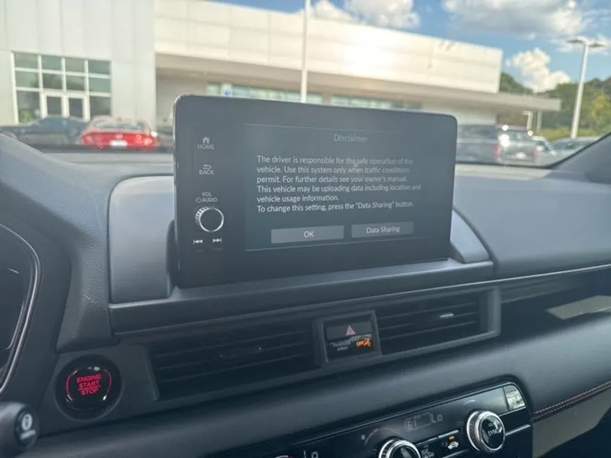 2025 Honda Pilot TrailSport photo 1