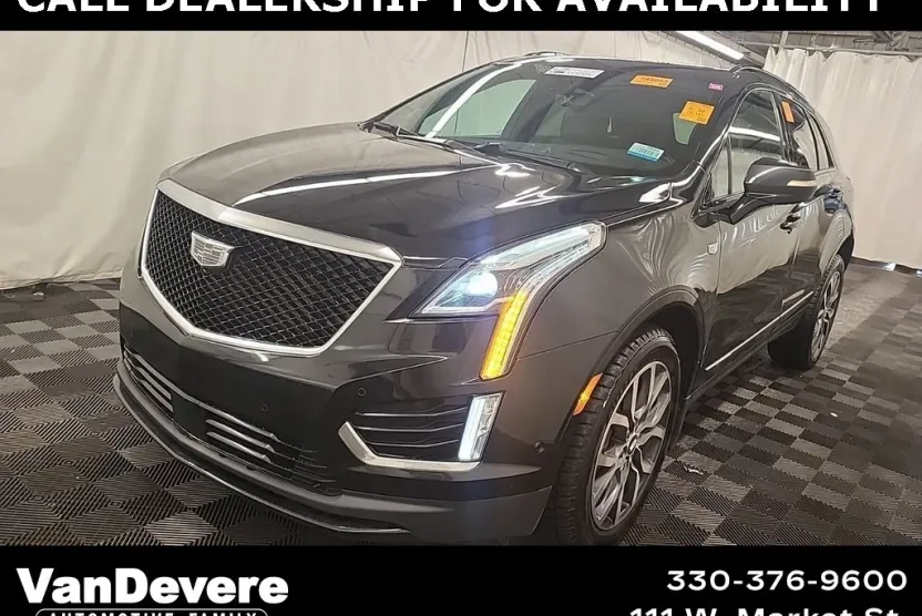 2022 Cadillac XT5 Sport photo 1