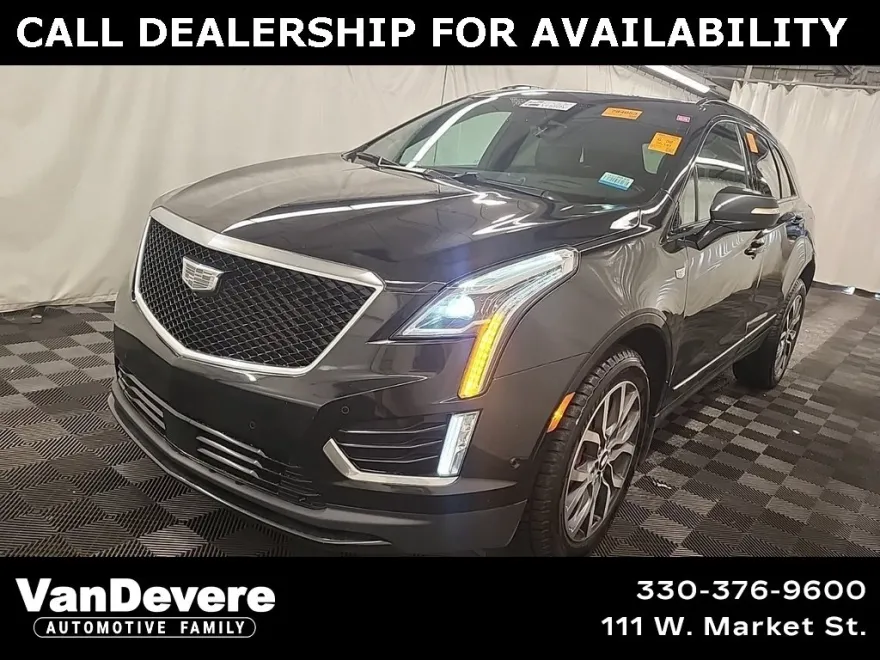 2022 Cadillac XT5 Sport photo 1