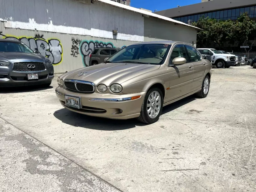 2003 Jaguar X-Type photo 1