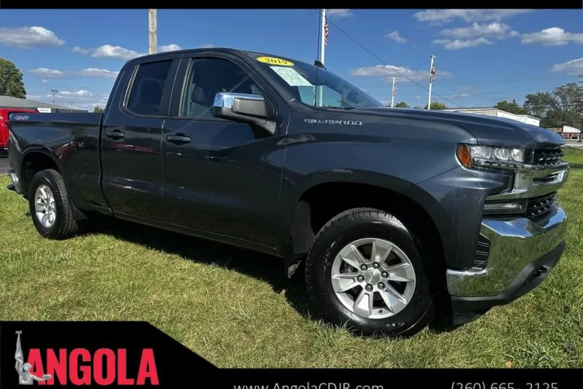 2019 Chevrolet Silverado 1500 LT photo 1