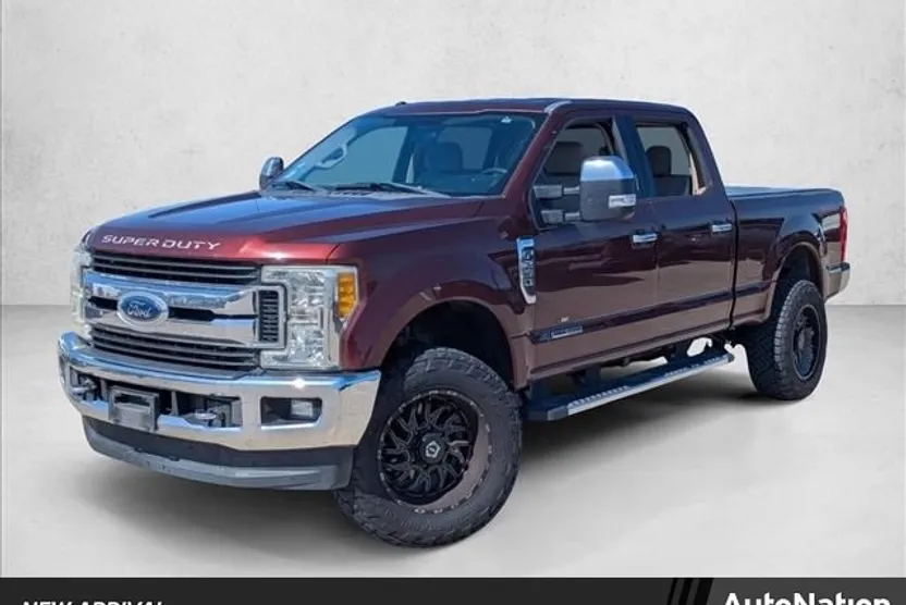 2017 Ford F-250 XLT photo 1