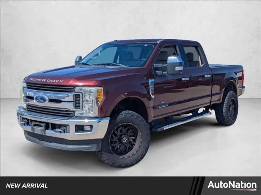 2017 Ford F-250 XLT photo 1