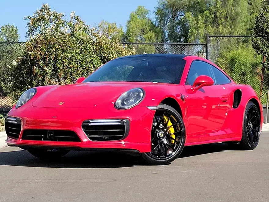 2019 Porsche 911 Turbo S photo 1
