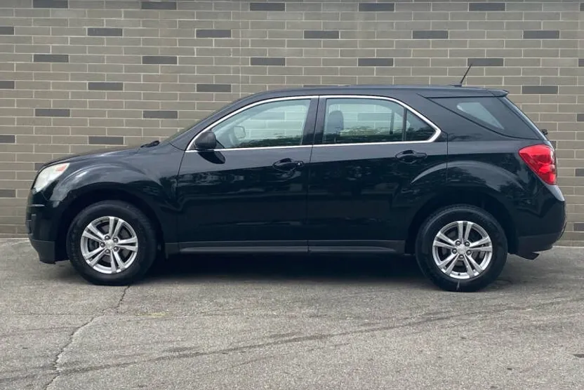 2013 Chevrolet Equinox LS photo 1