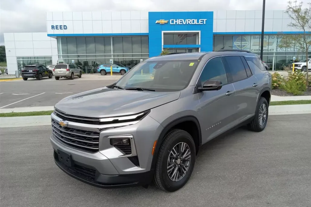 2026 Chevrolet Traverse photo 1