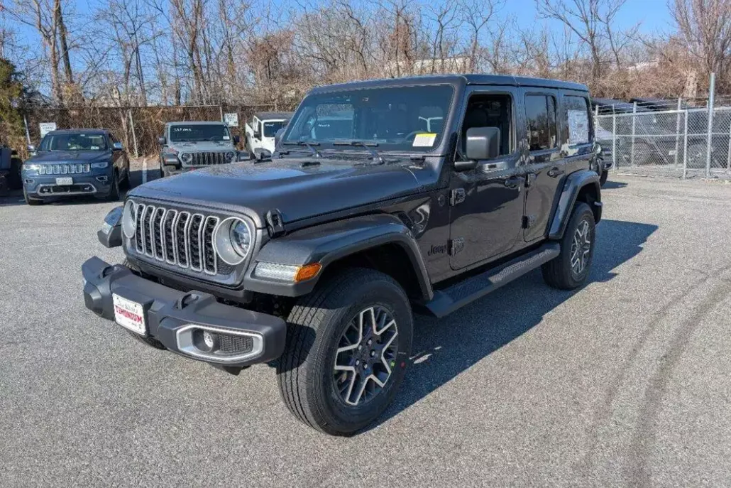 2025 Jeep Wrangler Sahara photo 1